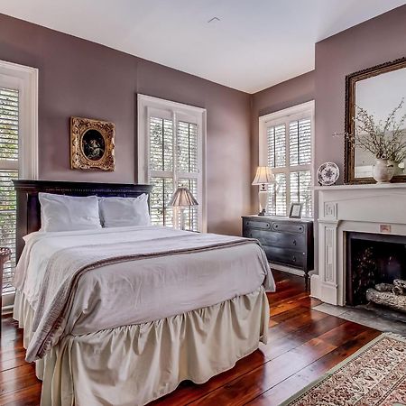 Bird Baldwin Parlor Villa Savannah Bagian luar foto