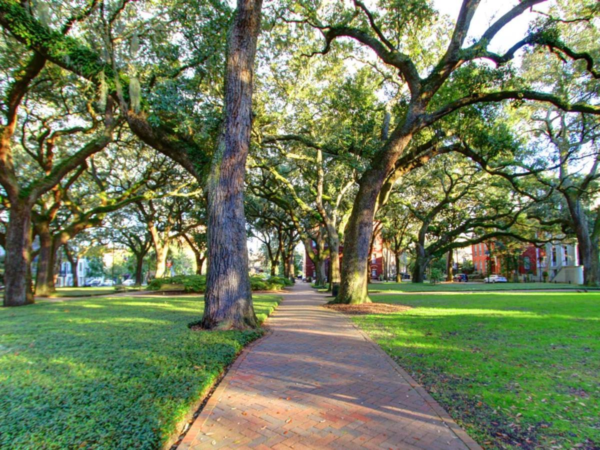 Bird Baldwin Parlor Villa Savannah Bagian luar foto