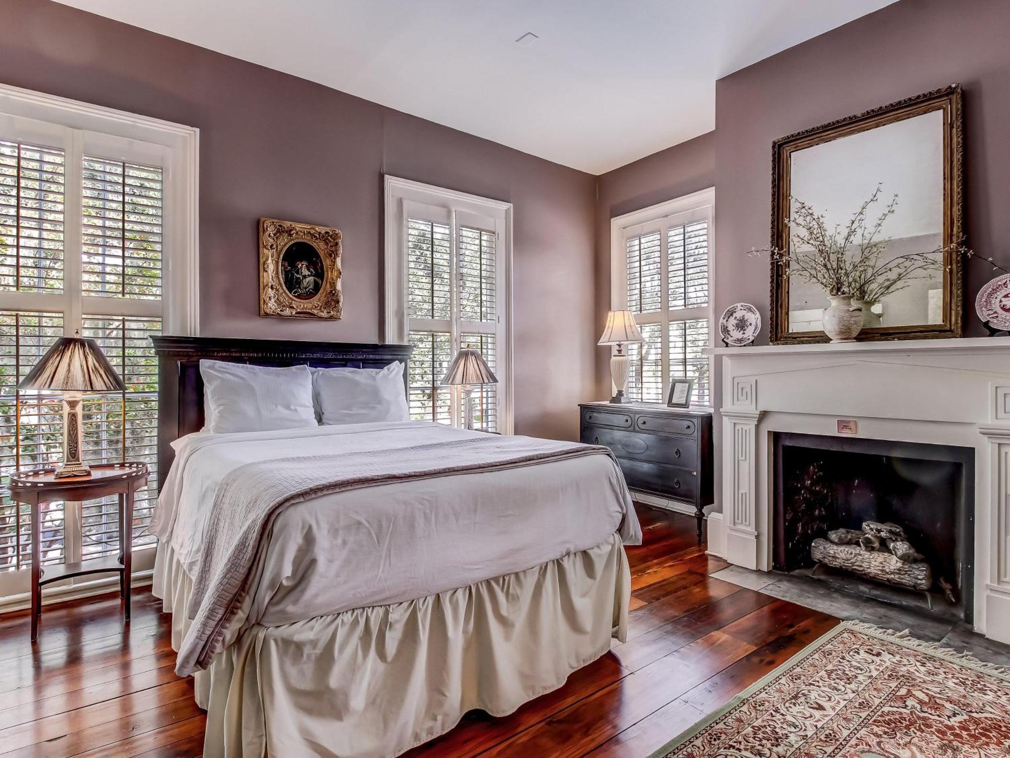 Bird Baldwin Parlor Villa Savannah Bagian luar foto